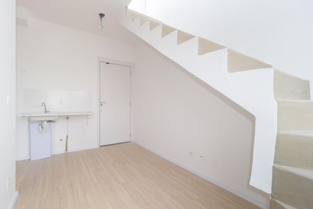 Apartamento à venda com 90m², 1 quarto e sem vaga Apartamento à venda com 90m², 1 quarto e sem vagaSala