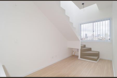 Apartamento à venda com 90m², 1 quarto e sem vaga Apartamento à venda com 90m², 1 quarto e sem vagaSala