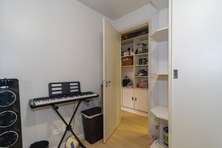 Apartamento à venda com 72m², 2 quartos e 2 vagas Apartamento à venda com 72m², 2 quartos e 2 vagasQuarto