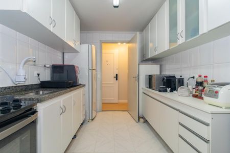 Apartamento à venda com 72m², 2 quartos e 2 vagas Apartamento à venda com 72m², 2 quartos e 2 vagasCozinha