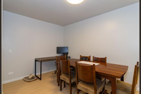 Apartamento à venda com 72m², 2 quartos e 2 vagas Apartamento à venda com 72m², 2 quartos e 2 vagasSala