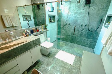 Casa à venda com 214m², 3 quartos e 6 vagasBanheiro da Suíte