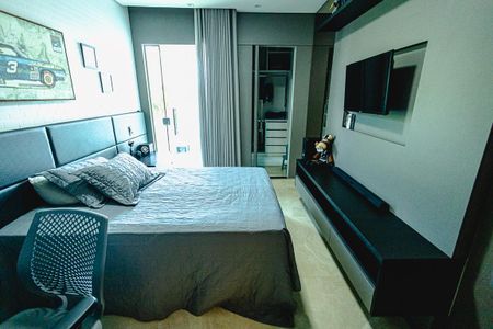 Casa à venda com 214m², 3 quartos e 6 vagasSuíte 2