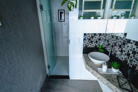 Casa à venda com 214m², 3 quartos e 6 vagasLavabo Varanda gourmet