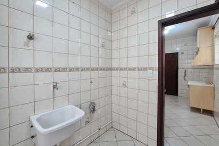 Apartamento à venda com 72m², 2 quartos e 1 vagaÁrea de Serviço