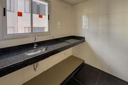 Apartamento à venda com 63m², 2 quartos e 2 vagas Apartamento à venda com 63m², 2 quartos e 2 vagasCozinha e Área de Serviço