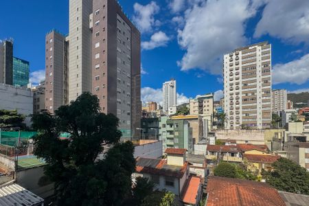 Apartamento à venda com 63m², 2 quartos e 2 vagas Apartamento à venda com 63m², 2 quartos e 2 vagasVista
