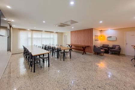 Apartamento à venda com 74m², 3 quartos e 2 vagasÁrea comum