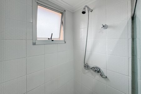 Apartamento à venda com 74m², 3 quartos e 2 vagasBanheiro da Suíte