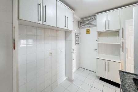 Apartamento à venda com 74m², 3 quartos e 2 vagasCozinha
