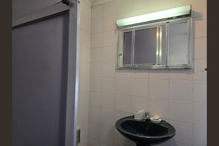 Casa à venda com 278m², 7 quartos e 5 vagas Casa à venda com 278m², 7 quartos e 5 vagasBanheiro da Suíte Casa 2