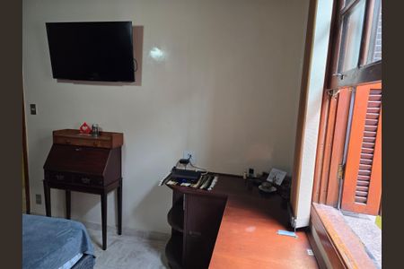 Casa à venda com 278m², 7 quartos e 5 vagas Casa à venda com 278m², 7 quartos e 5 vagasSuíte Casa 2