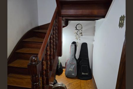 Casa à venda com 278m², 7 quartos e 5 vagas Casa à venda com 278m², 7 quartos e 5 vagasSala casa 1