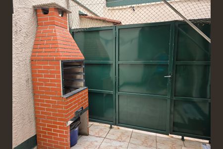 Casa à venda com 278m², 7 quartos e 5 vagas Casa à venda com 278m², 7 quartos e 5 vagasÁrea de Serviço