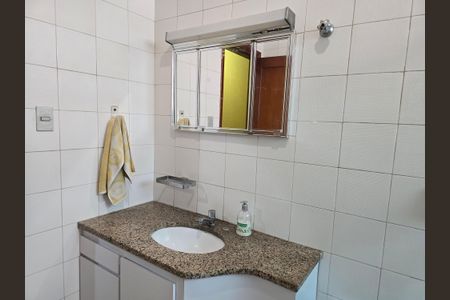 Casa à venda com 278m², 7 quartos e 5 vagas Casa à venda com 278m², 7 quartos e 5 vagasBanheiro Casa 2