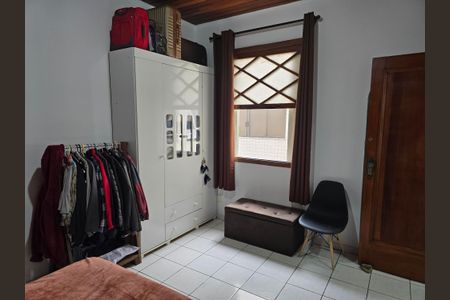 Casa à venda com 278m², 7 quartos e 5 vagas Casa à venda com 278m², 7 quartos e 5 vagasQuarto 3 casa 1