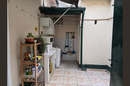 Casa à venda com 278m², 7 quartos e 5 vagas Casa à venda com 278m², 7 quartos e 5 vagasÁrea de Serviço