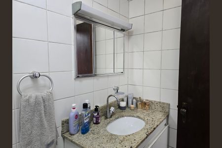 Casa à venda com 278m², 7 quartos e 5 vagas Casa à venda com 278m², 7 quartos e 5 vagasEdicula - Banheiro