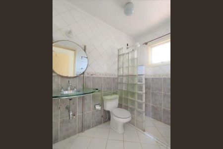 Banheiro de casa para alugar com 3 quartos, 167m² em São José, São Leopoldo