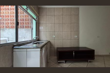 Casa para alugar com 50m², 1 quarto e 1 vaga Casa para alugar com 50m², 1 quarto e 1 vagaCozinha
