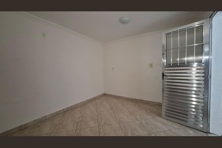 Casa para alugar com 50m², 1 quarto e 1 vaga Casa para alugar com 50m², 1 quarto e 1 vagaQuarto