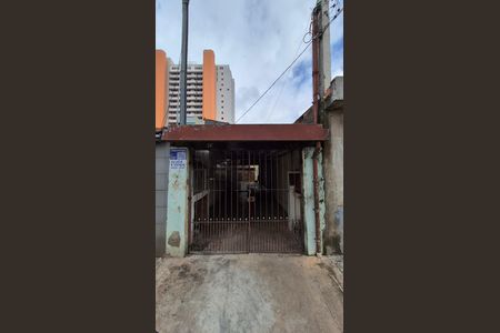 Casa para alugar com 50m², 1 quarto e 1 vaga Casa para alugar com 50m², 1 quarto e 1 vagaFachada