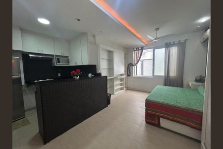 Apartamento à venda com 31m², 1 quarto e sem vaga
