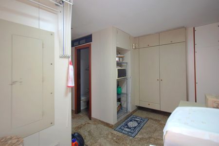 Apartamento à venda com 275m², 4 quartos e 3 vagasÁrea de Serviço