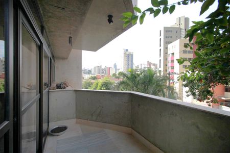 Apartamento à venda com 275m², 4 quartos e 3 vagasVaranda da Sala