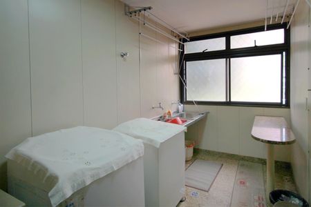 Apartamento à venda com 275m², 4 quartos e 3 vagasÁrea de Serviço