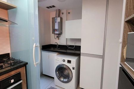 Apartamento à venda com 102m², 2 quartos e 1 vaga