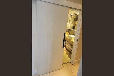 Apartamento à venda com 102m², 2 quartos e 1 vaga