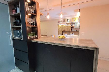 Apartamento à venda com 102m², 2 quartos e 1 vaga