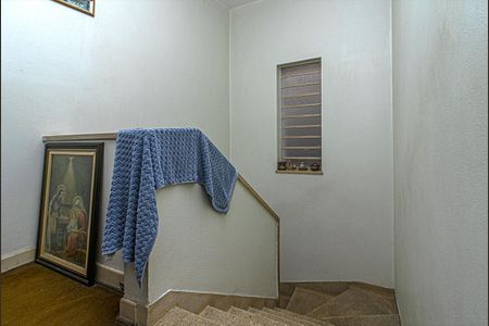 Casa para alugar com 300m², 4 quartos e 2 vagasCorredor