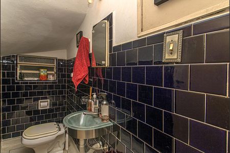 Casa para alugar com 300m², 4 quartos e 2 vagasLavabo