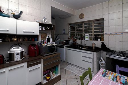 Casa para alugar com 300m², 4 quartos e 2 vagasCozinha