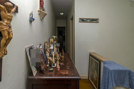 Casa para alugar com 300m², 4 quartos e 2 vagasCorredor