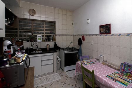 Casa para alugar com 300m², 4 quartos e 2 vagasCozinha