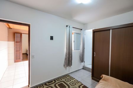 Casa à venda com 157m², 4 quartos e 2 vagasSuíte 2