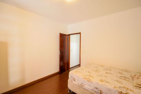 Casa à venda com 157m², 4 quartos e 2 vagasQuarto 1