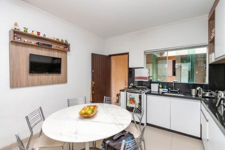 Casa à venda com 154m², 3 quartos e 2 vagasCozinha