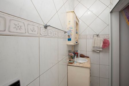 Casa à venda com 154m², 3 quartos e 2 vagasBanheiro da Suíte 2