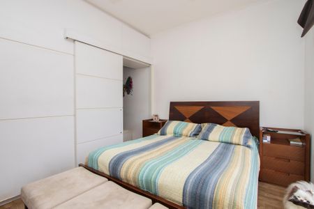 Casa à venda com 154m², 3 quartos e 2 vagasSuíte 1