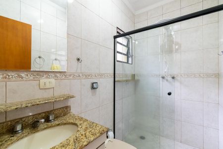 Casa à venda com 298m², 4 quartos e 3 vagasBanheiro Social