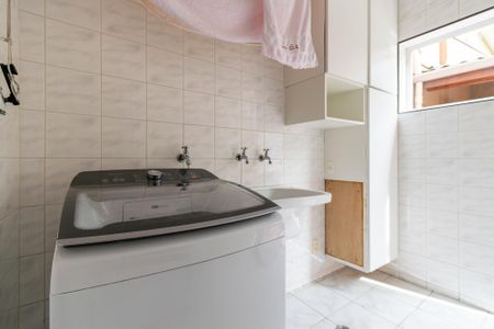 Casa à venda com 298m², 4 quartos e 3 vagasÁrea de Serviço