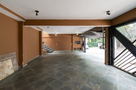 Casa à venda com 298m², 4 quartos e 3 vagasGaragem