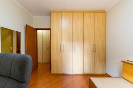 Casa à venda com 298m², 4 quartos e 3 vagasQuarto 4