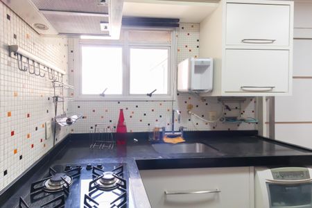 Apartamento à venda com 96m², 3 quartos e 2 vagas Apartamento à venda com 96m², 3 quartos e 2 vagasCozinha