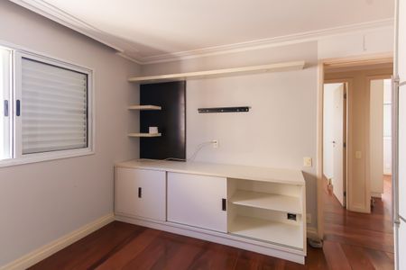 Apartamento à venda com 96m², 3 quartos e 2 vagas Apartamento à venda com 96m², 3 quartos e 2 vagasSuíte