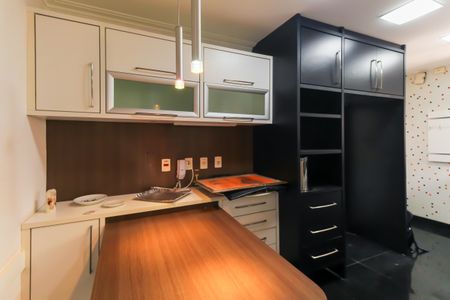 Apartamento à venda com 96m², 3 quartos e 2 vagas Apartamento à venda com 96m², 3 quartos e 2 vagasCozinha